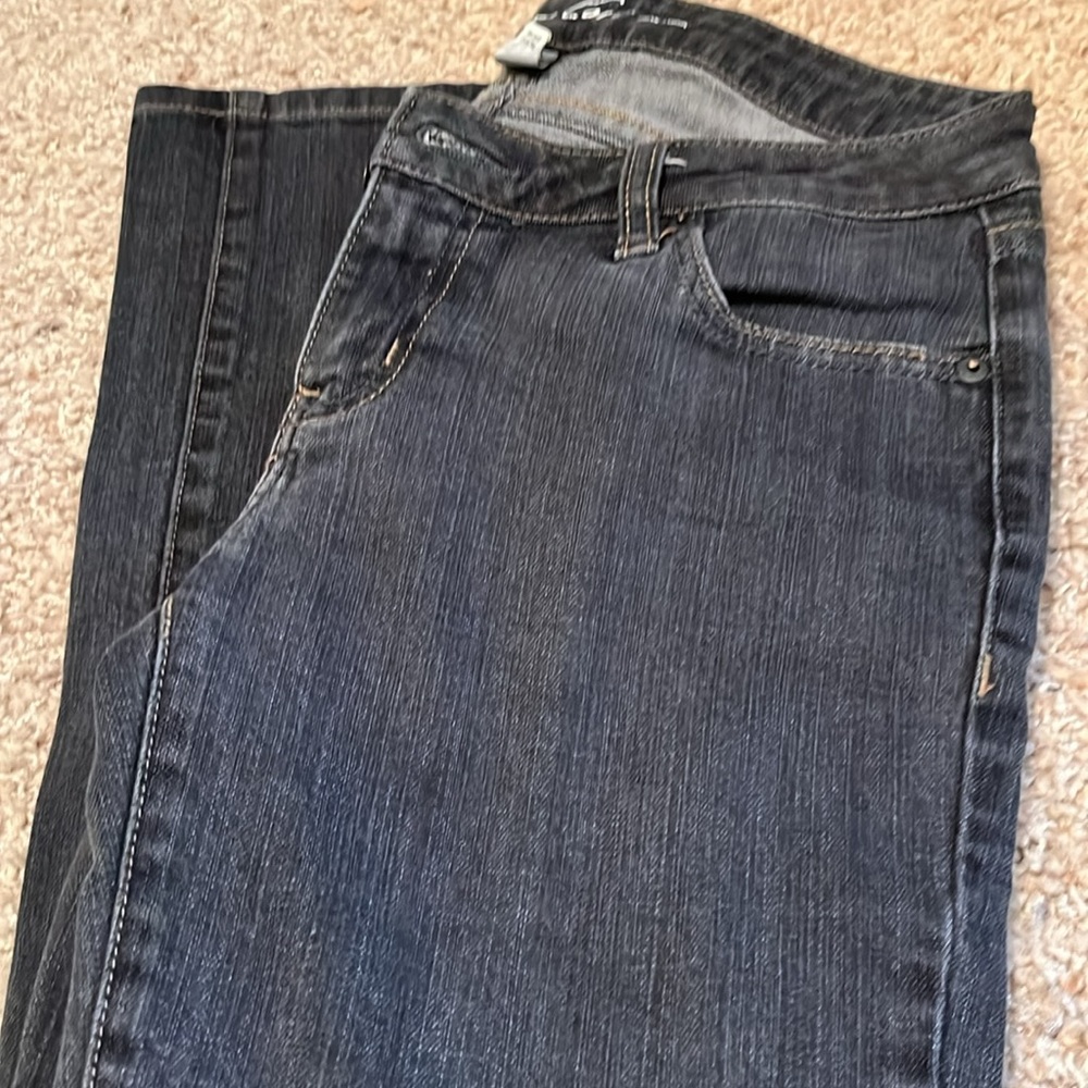 Kenneth Cole black stone wash jeans - Picture 8 of 8
